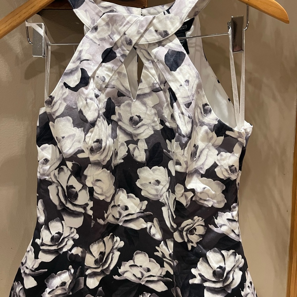White House Black Market Black and White Floral Top